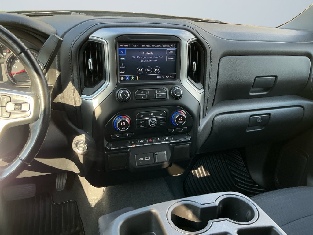 Used 2021 Chevrolet Silverado 1500 RST w/ Bed Protection Package AWD/4WD image 12