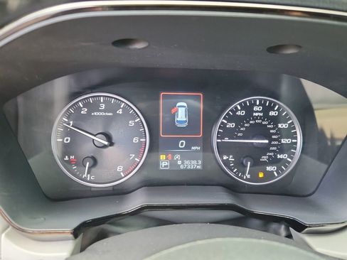 Used 2023 Subaru Outback Premium AWD/4WD image 21