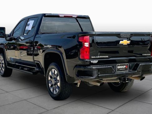 Used 2024 Chevrolet Silverado 2500 Custom w/ Custom Value Package AWD/4WD image 12
