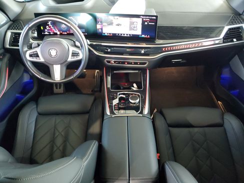 Used 2024 BMW X5 sDrive40i w/ M Sport Package RWD image 11