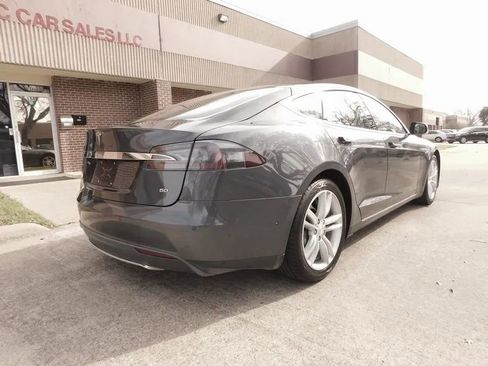 Used 2015 Tesla Model S 60 image 2