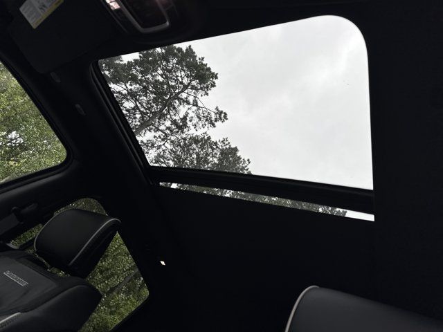New 2027 RAM 1500 Laramie AWD/4WD image 29