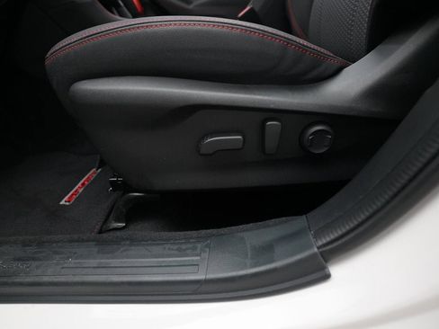 Used 2023 Subaru Forester Sport image 29