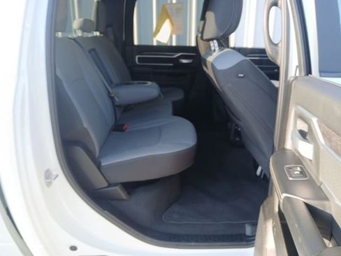 Used 2024 RAM 2500 Big Horn image 30