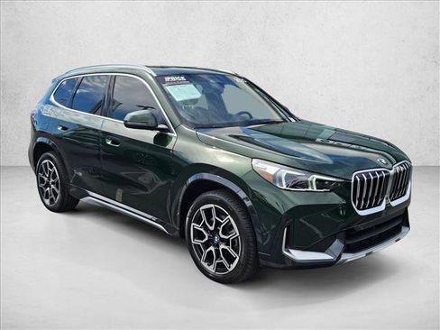 Certified 2025 BMW X1 xDrive28i AWD/4WD image 3