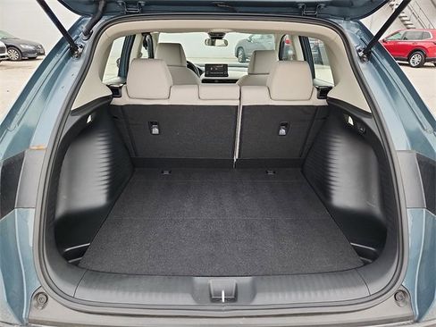 Used 2025 Honda HR-V LX image 17