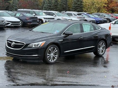 Used 2019 Buick LaCrosse Essence w/ Sun and Shade Package image 8