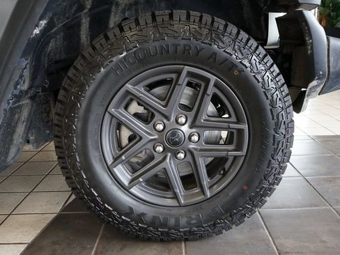 Used 2024 Jeep Wrangler Unlimited Sport AWD/4WD image 55