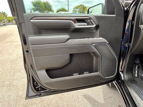 Used 2026 GMC Sierra 1500 SLT RWD image 37