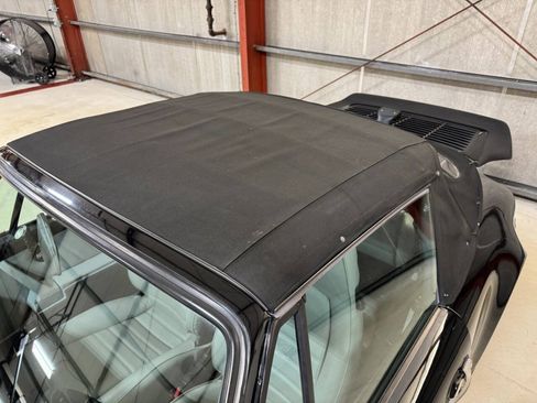 Used 1987 Porsche 911 Carrera RWD image 29