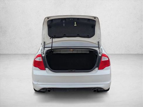 Used 2011 Ford Fusion SEL image 6