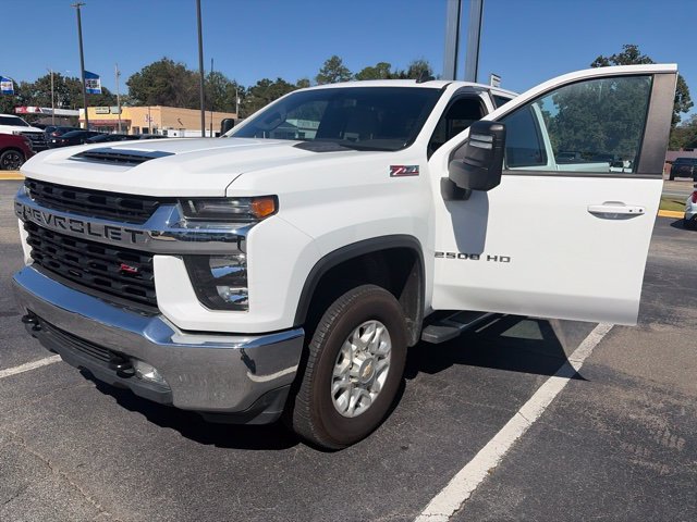 Used 2022 Chevrolet Silverado 2500 LT w/ Convenience Package AWD/4WD image 1