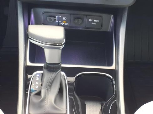 Used 2025 Hyundai Santa Cruz SE image 23