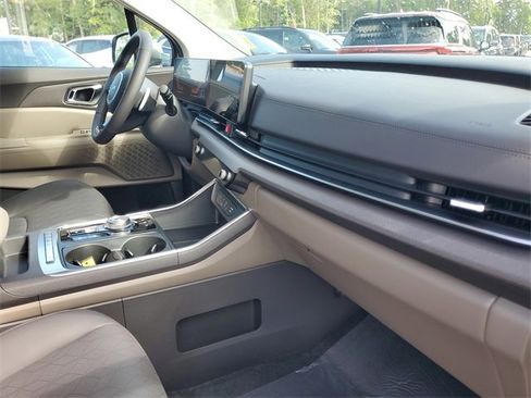 New 2026 Kia Carnival EX image 32