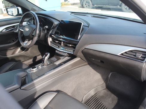 Used 2023 Cadillac CT5 Luxury w/ Sun And Sound Package image 28