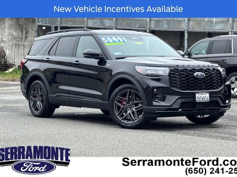Used 2026 Ford Explorer ST-Line w/ ST-Line Street Pack AWD/4WD image 1