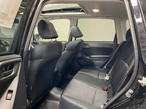 Used 2016 Subaru Forester 2.5i Premium w/ Popular Package #2 AWD/4WD image 19