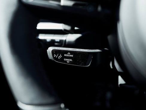 Used 2024 Porsche 911 Carrera 4S w/ Premium Package image 49