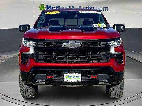 Used 2024 Chevrolet Silverado 1500 LT Trail Boss w/ Convenience Package II image 2