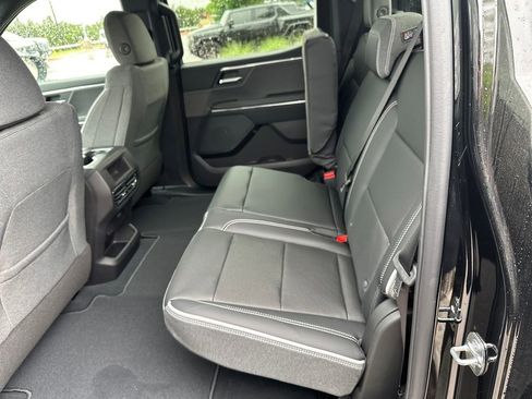 New 2026 GMC Sierra EV Elevation w/ LPO, Elevation Dark Package AWD/4WD image 33