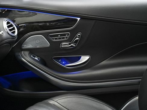 Used 2016 Mercedes-Benz S 63 AMG 4MATIC Coupe image 27