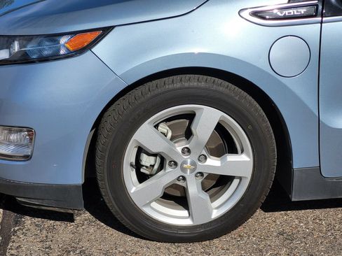 Used 2015 Chevrolet Volt Premium w/ Premium Trim Package FWD image 28