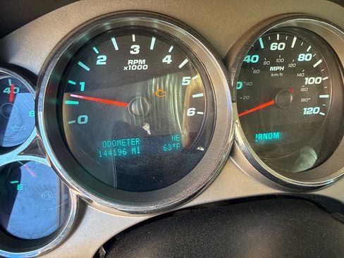 Used 2013 Chevrolet Silverado 1500 W/T RWD image 14