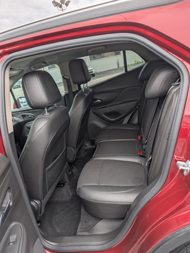 Used 2022 Buick Encore Preferred w/ Safety Package AWD/4WD image 16
