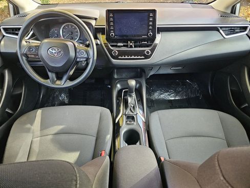 Used 2021 Toyota Corolla LE FWD image 9