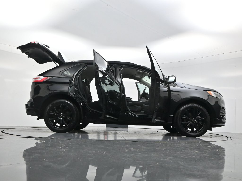 Used 2024 Ford Edge SE w/ Black Appearance Package AWD/4WD image 57
