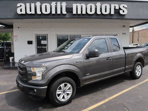 Used 2015 Ford F150 XL w/ Equipment Group 101A Mid RWD image 1