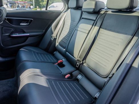 Used 2023 Mercedes-Benz C 300 Sedan image 20