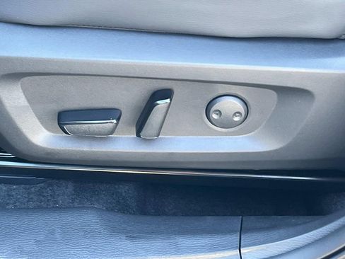 New 2026 Mitsubishi Outlander SEL image 10