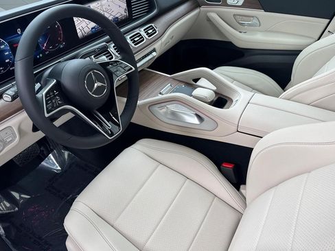 New 2026 Mercedes-Benz GLE 450 4MATIC image 4