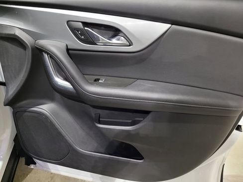 Used 2020 Chevrolet Blazer LT image 62