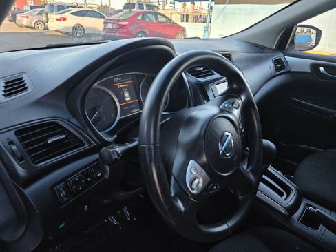 Used 2019 Nissan Sentra S image 11