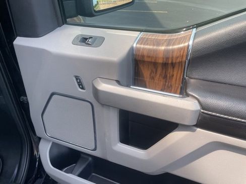 Used 2020 Ford F150 Lariat w/ Equipment Group 502A Luxury image 63