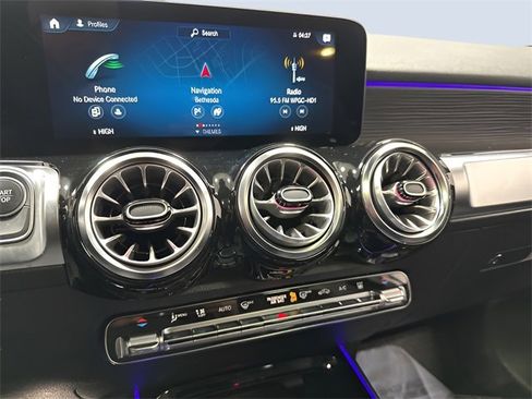 Certified 2023 Mercedes-Benz EQB 300 4MATIC image 21