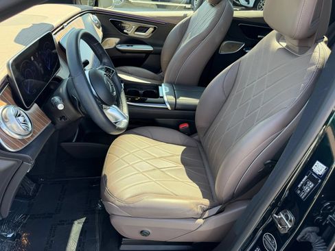 Used 2023 Mercedes-Benz EQE 500 4MATIC SUV image 12