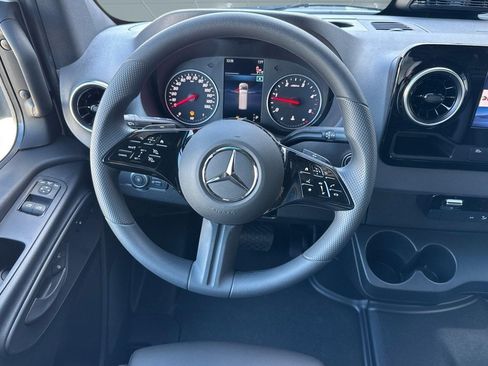 New 2026 Mercedes-Benz Sprinter 2500 image 25