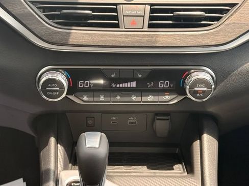 New 2026 Nissan Altima 2.5 SV w/ SV Premium Package FWD image 26