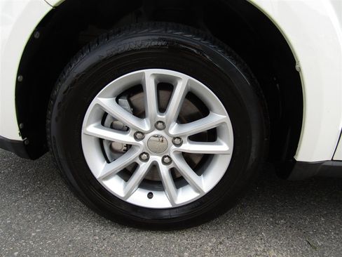 Used 2014 Dodge Journey SXT w/ Quick Order Package 22C FWD image 10
