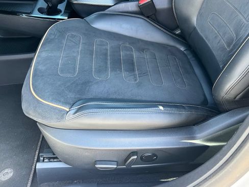 Used 2023 Ford Mustang Mach-E GT AWD/4WD image 27