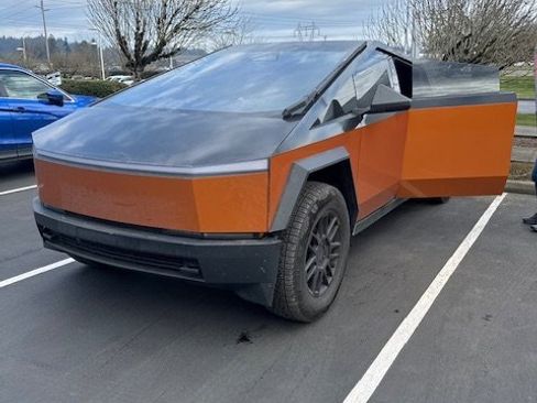 Used 2024 Tesla Cybertruck AWD Crew Cab image 1