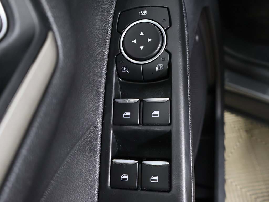 Used 2022 Ford Escape SE w/ Convenience Package FWD image 31