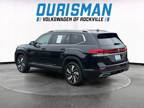 Used 2025 Volkswagen Atlas SEL AWD/4WD image 4