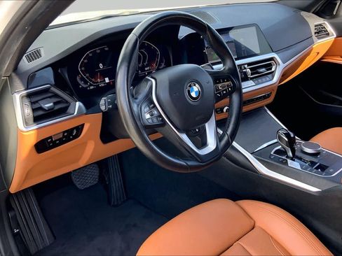Used 2022 BMW 330i Sedan w/ Premium Package 2 RWD image 17