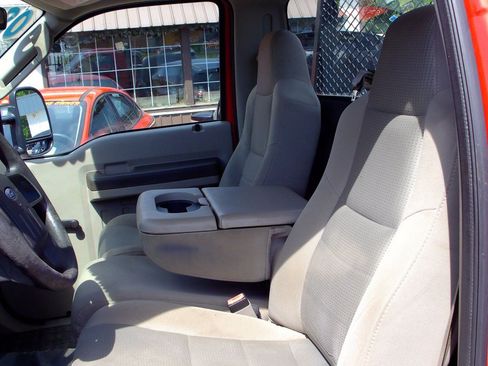 Used 2008 Ford F250 XL RWD image 12