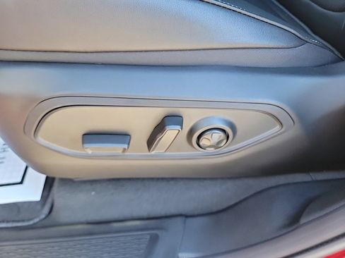 Used 2025 Jeep Grand Cherokee Limited 4xe AWD/4WD image 34