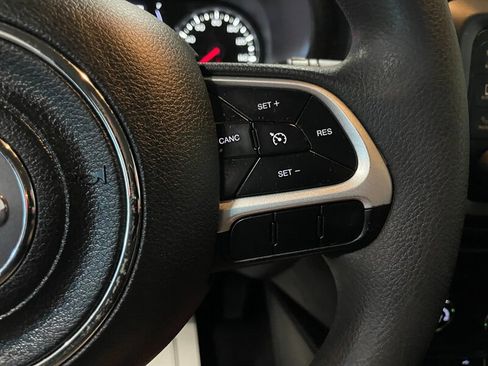 Used 2020 Jeep Renegade Sport w/ UConnect 7.0 Group AWD/4WD image 11